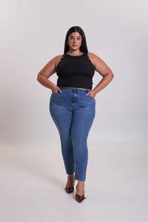 SKINNYCURVY - SKINNYCURVY -