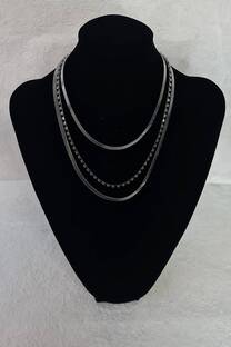 COLLAR CON CADENAS PLANAS Y STRASS - 