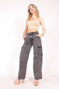 Wide Leg  rigido  cargo negro nevado ruedo normal  - 