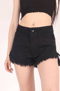 Short mom rígido black ruedo desflecado - 