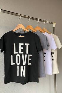 Remera LET LOVE IN estampa - 