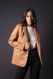 BLAZER CUERINA  - 