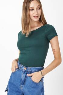 REMERA CUELLO BOTE SOFT - 