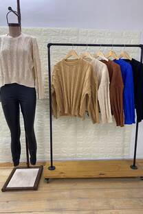 Sweater Kayseri Tejido trenzado con tajos a los costados - 