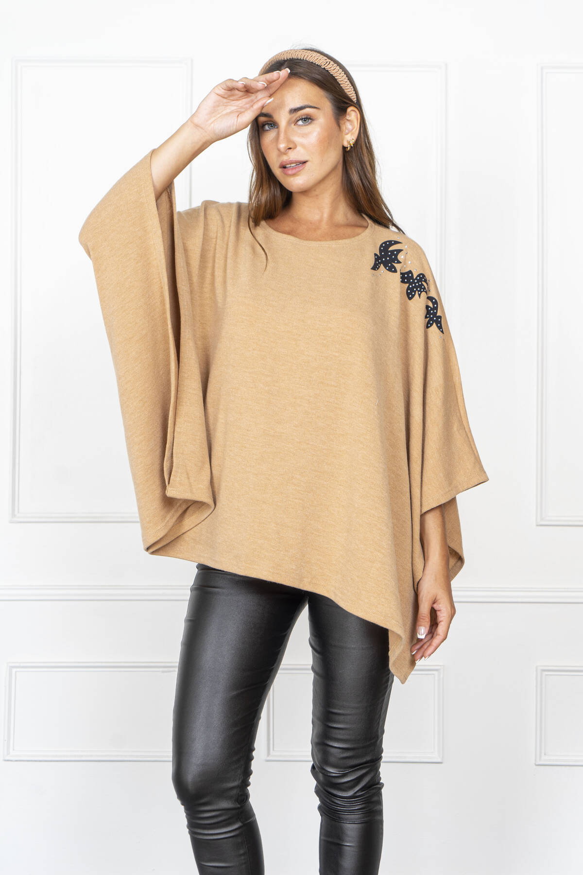 Imagen carrousel poncho moha 6