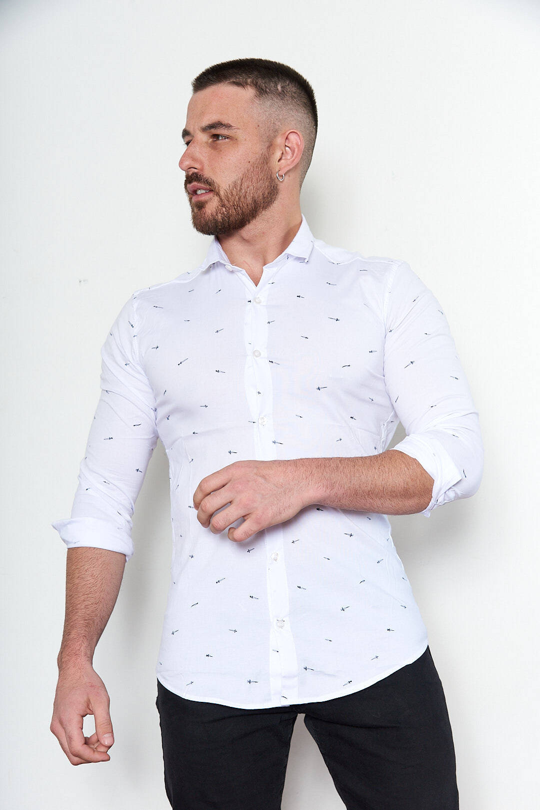 Imagen producto Camisa tela estampada elastizada blanca 3 4