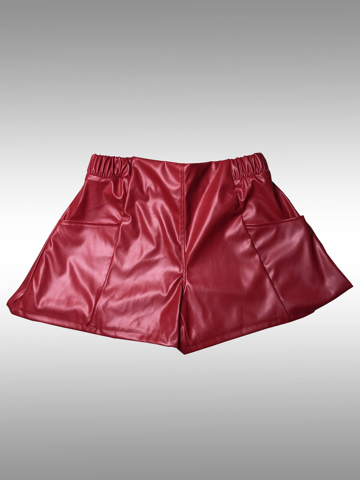 Imagen carrousel Short Cuerina con bolsillos  2