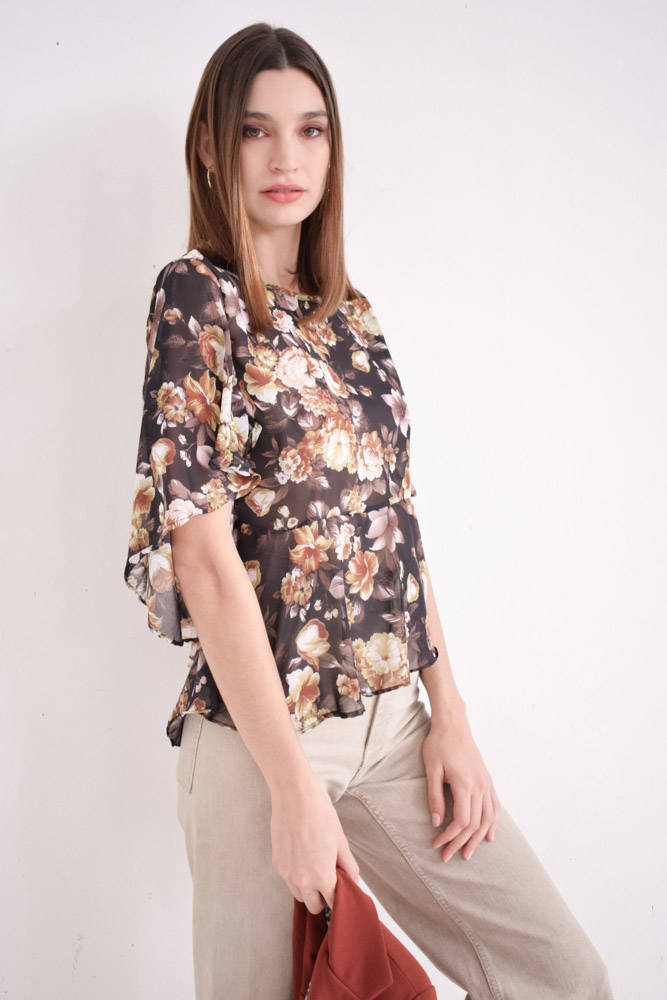 Imagen producto Blusa con mangas angel 14