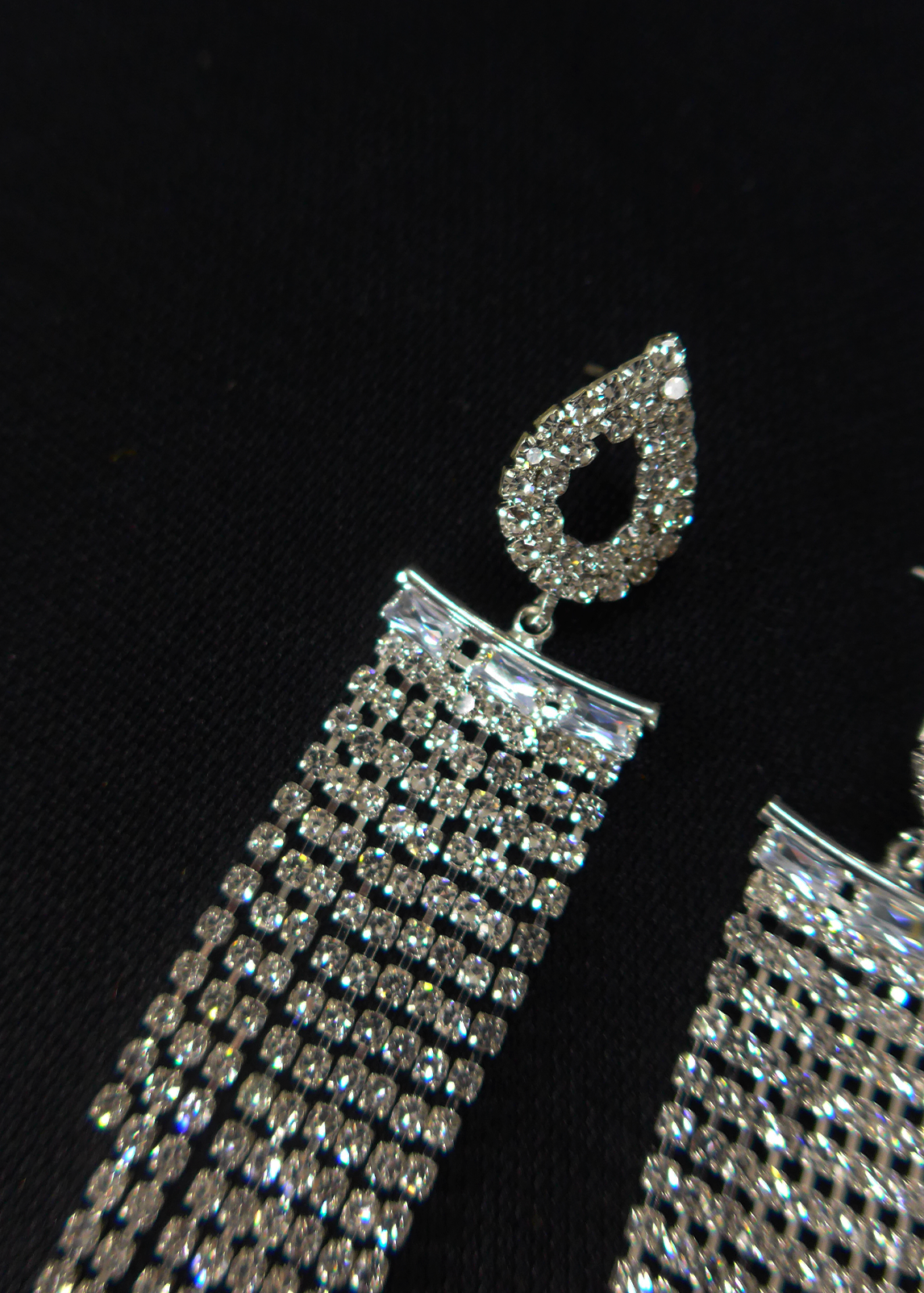 Imagen producto AROS GOTA Y TIRAS STRASS 1